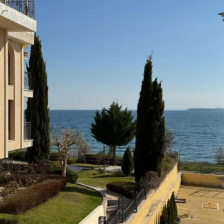 Horizon 12 'a' סבטי ולאס